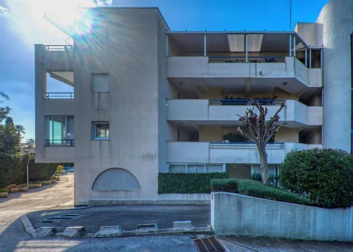 Apartamento Le Promethee By Interhome Saint-Raphaël